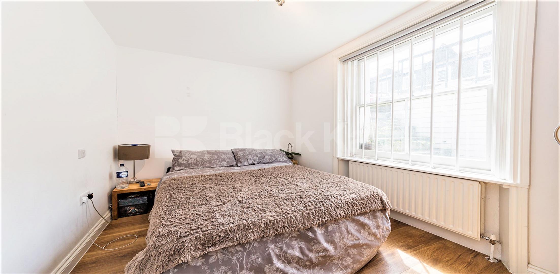 			RECENTLY REFURBISHED , 2 Bedroom, 1 bath, 1 reception Flat			 Richmond Way, Shepherds Bush/Brook Green